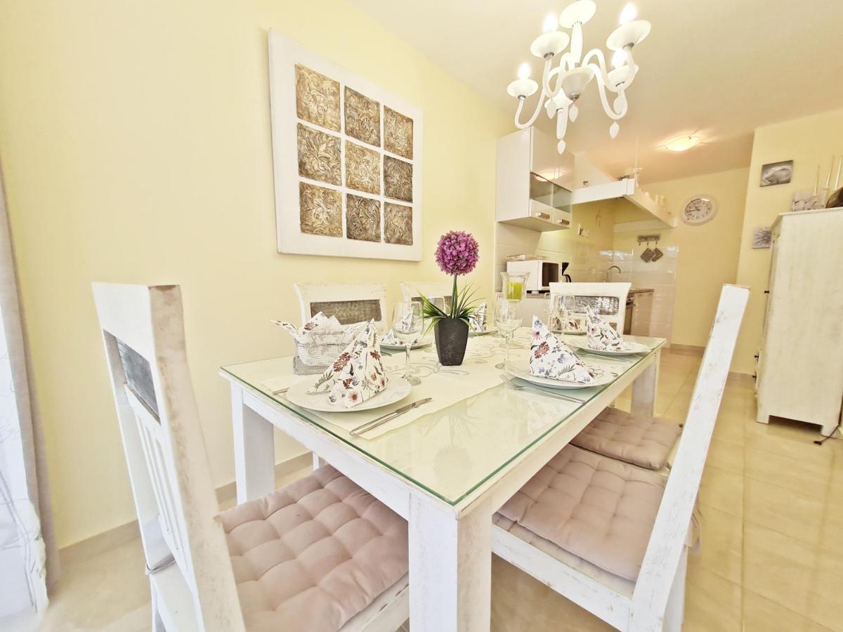 Beach Apartment Ivana Omiš Екстериор снимка