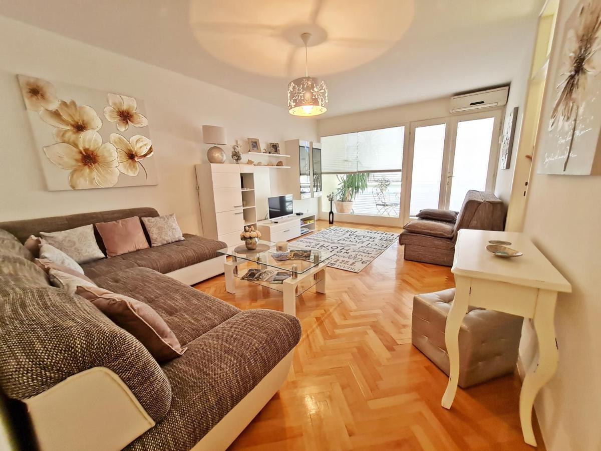 Beach Apartment Ivana Omiš Екстериор снимка