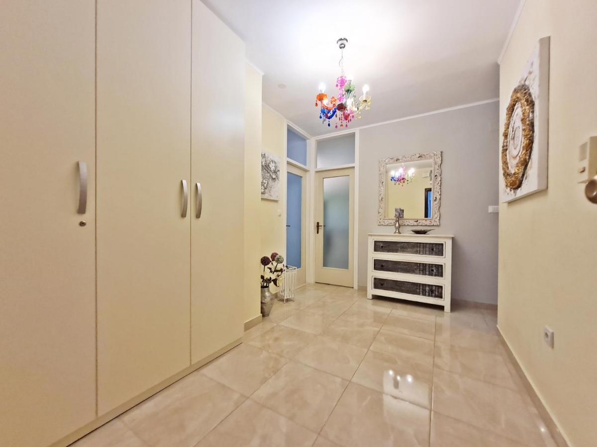 Beach Apartment Ivana Omiš Екстериор снимка