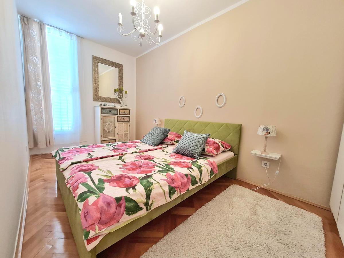 Beach Apartment Ivana Omiš Екстериор снимка