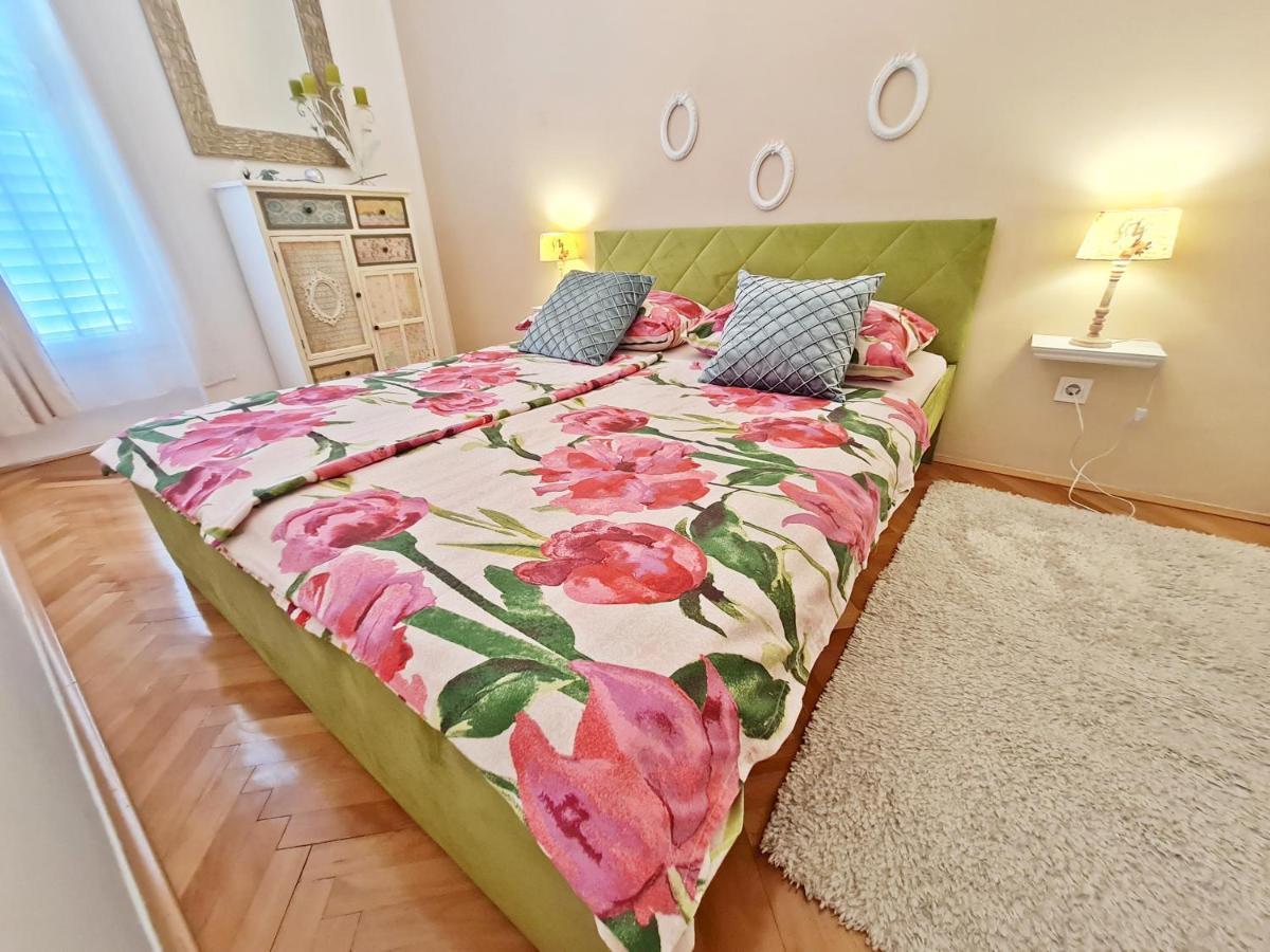 Beach Apartment Ivana Omiš Екстериор снимка